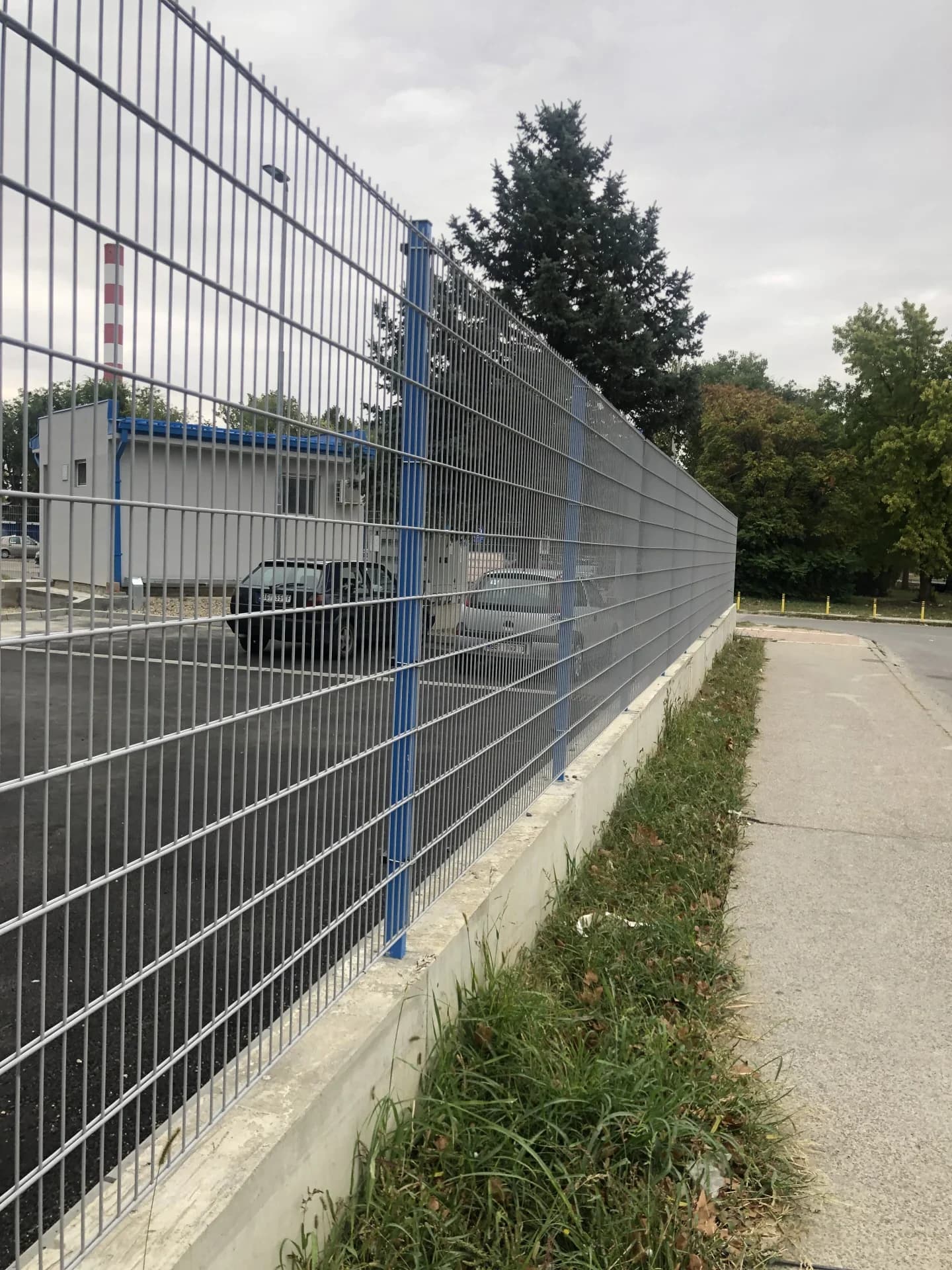 DOUBLEFENCE 2D PANELNA OGRADA SA KAPIJAMA
