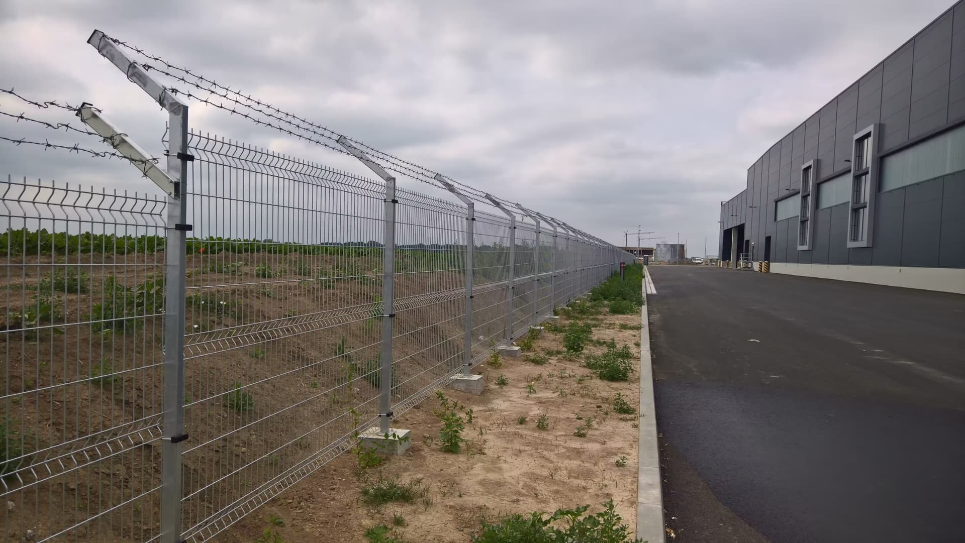 LIDL SRBIJA – HDG EUROFENCE 3D PANELNA OGRADA