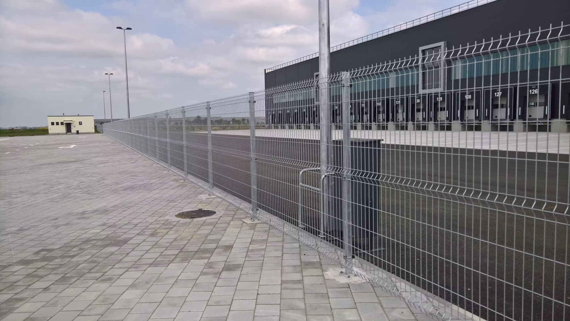 LIDL SRBIJA – HDG EUROFENCE 3D PANELNA OGRADA