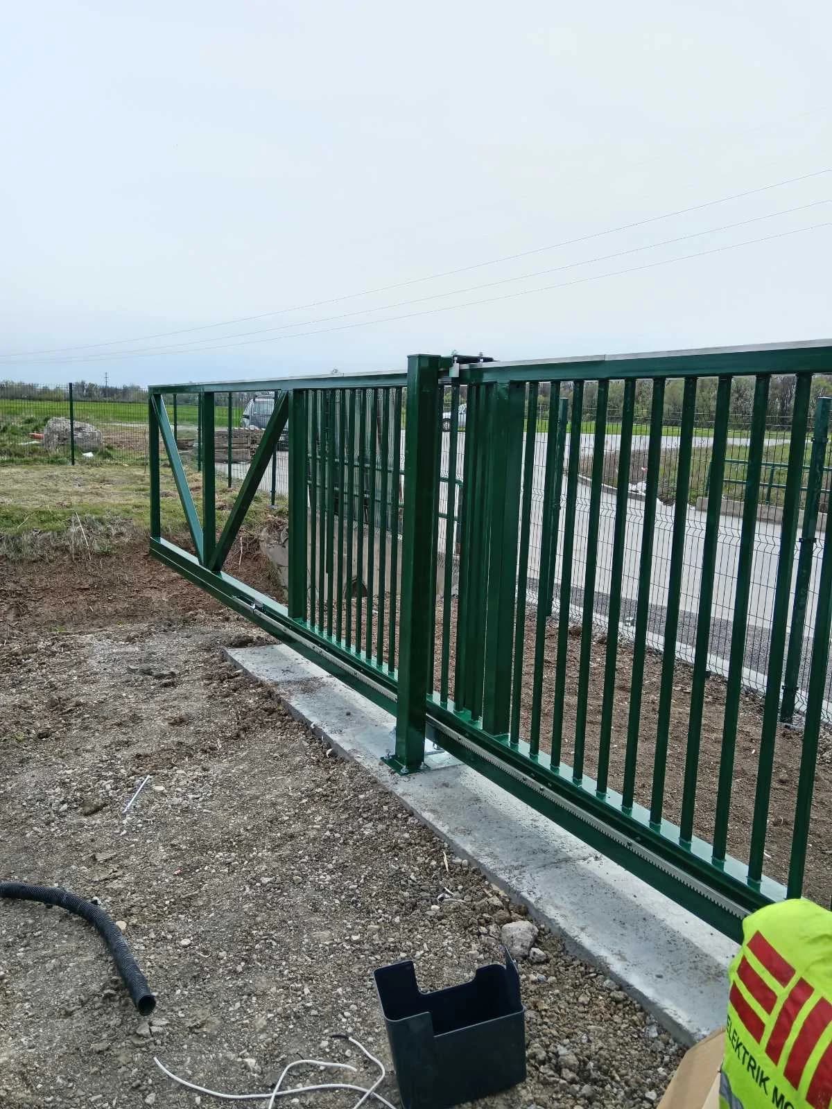 EUROFENCE 3D PANELNA OGRADA SA KAPIJAMA STANDARD