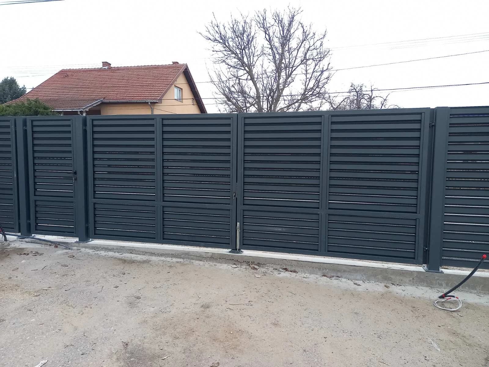 ALUMINIJUMSKA KAPIJA TIVOLI