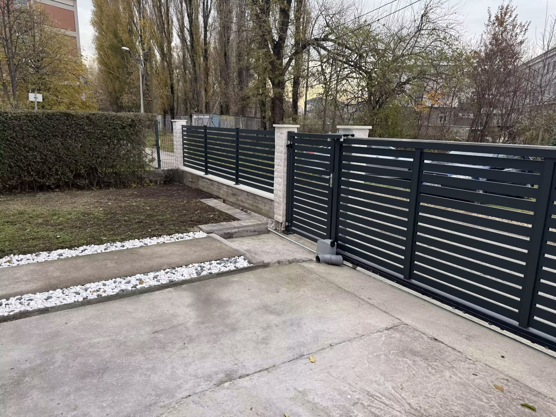 ALUMINIJUMSKA KLIZNA KAPIJA I OGRADA BELVEDERE