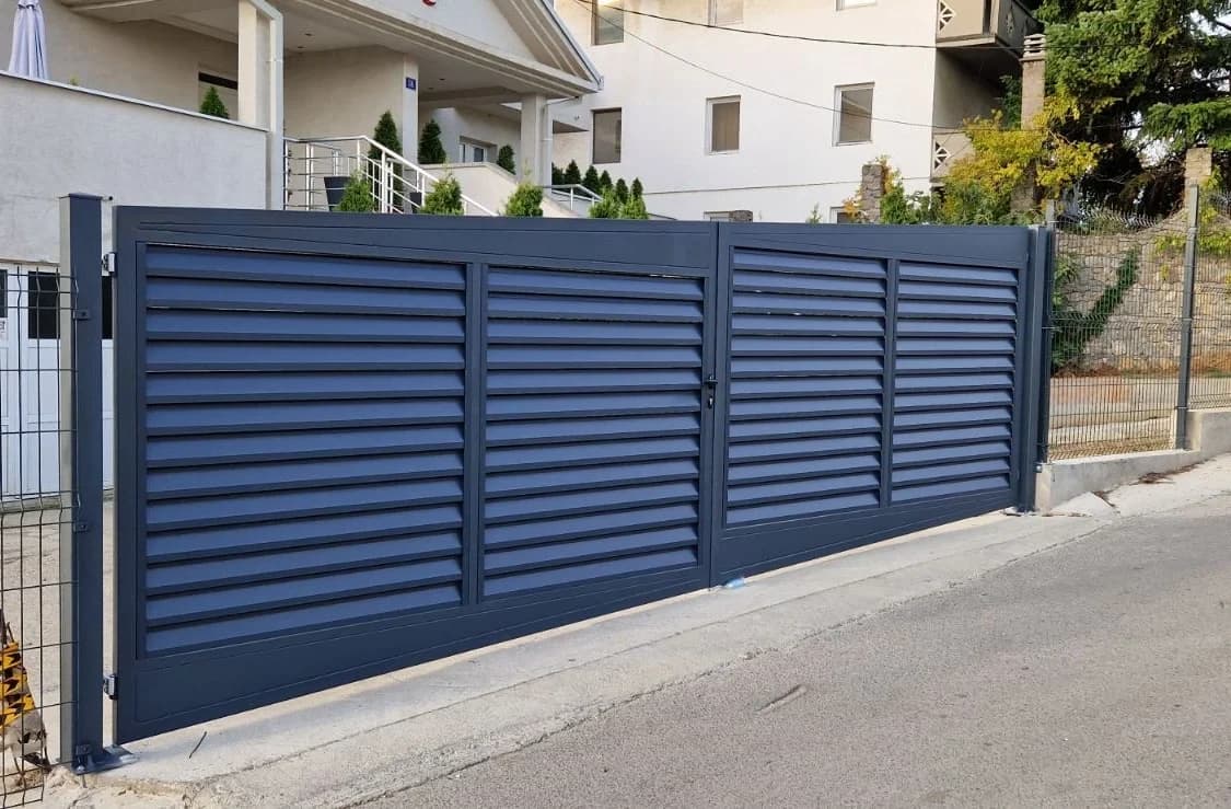 Aluminijumska (Alu) pešačka kapija