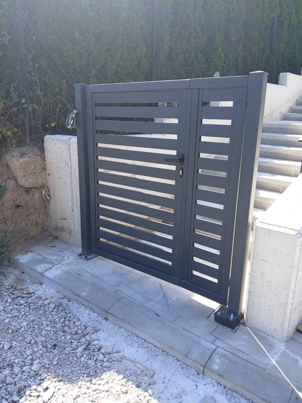 Aluminijumska (Alu) pešačka kapija
