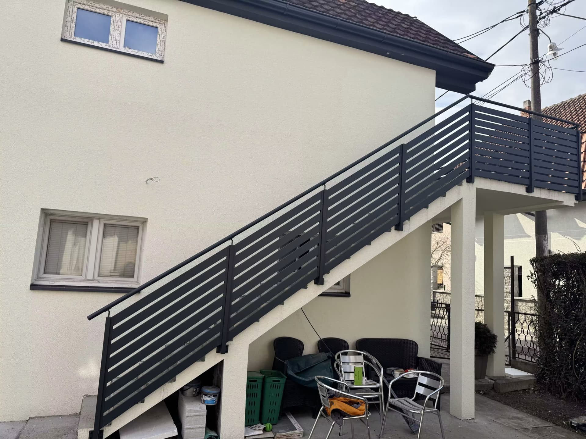 ALUMINIJUMSKA OGRADA ZA TERASU I STEPENICE