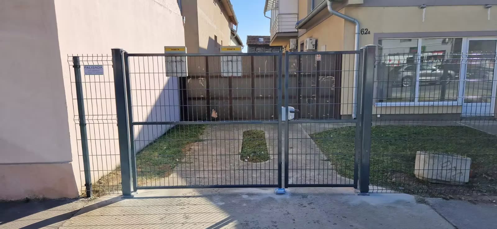 PEŠAČKA I DVOKRILNA KAPIJA LOCINOX LIGHT