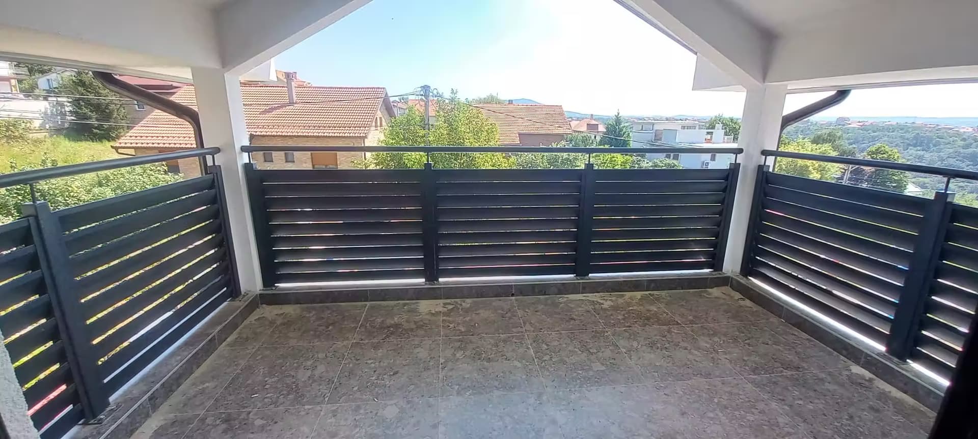 ALUMINIJUMSKA OGRADA ZA TERASU
