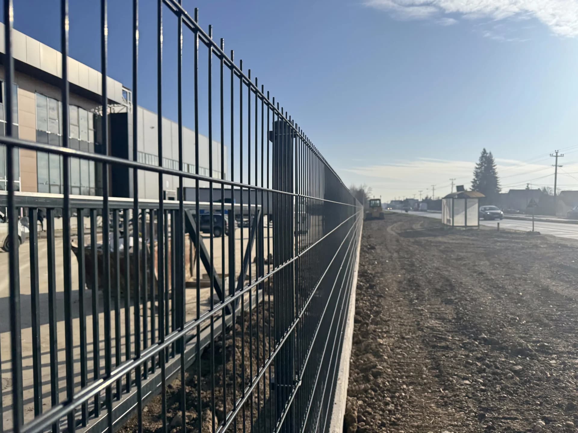 KOMBINACIJA EUROFENCE 3D I DOUBLEFENCE 2D PANELNE OGRADE