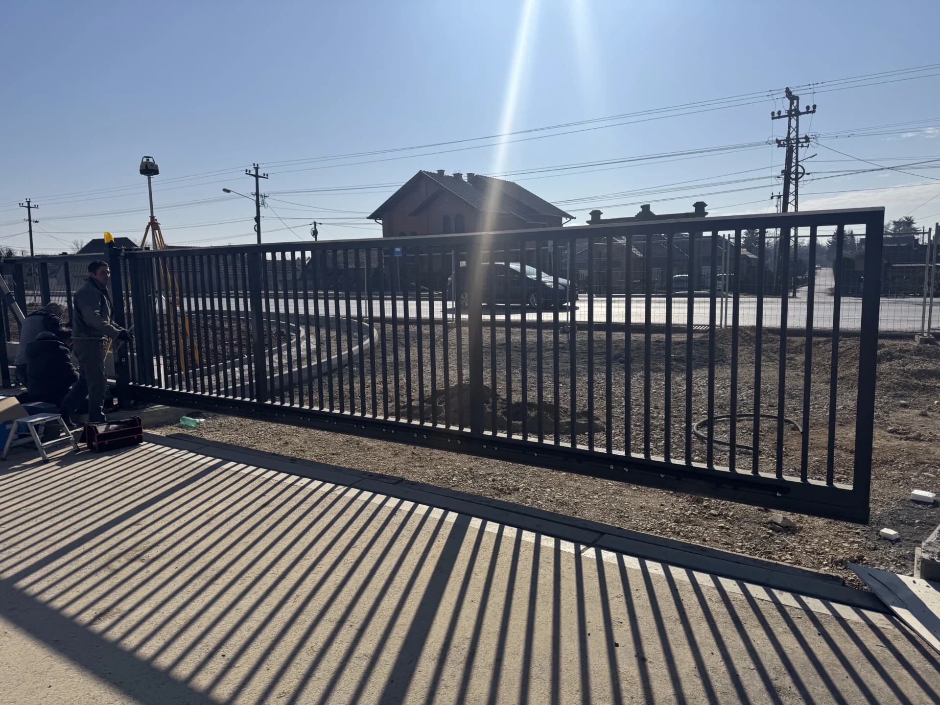 KOMBINACIJA EUROFENCE 3D I DOUBLEFENCE 2D PANELNE OGRADE