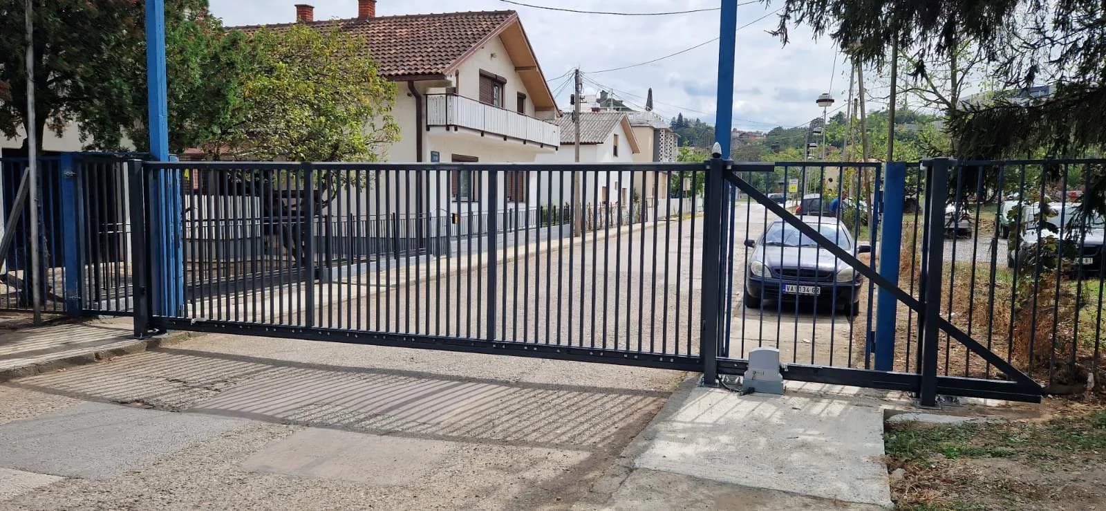 SAMONOSIVA KAPIJA STANDARD