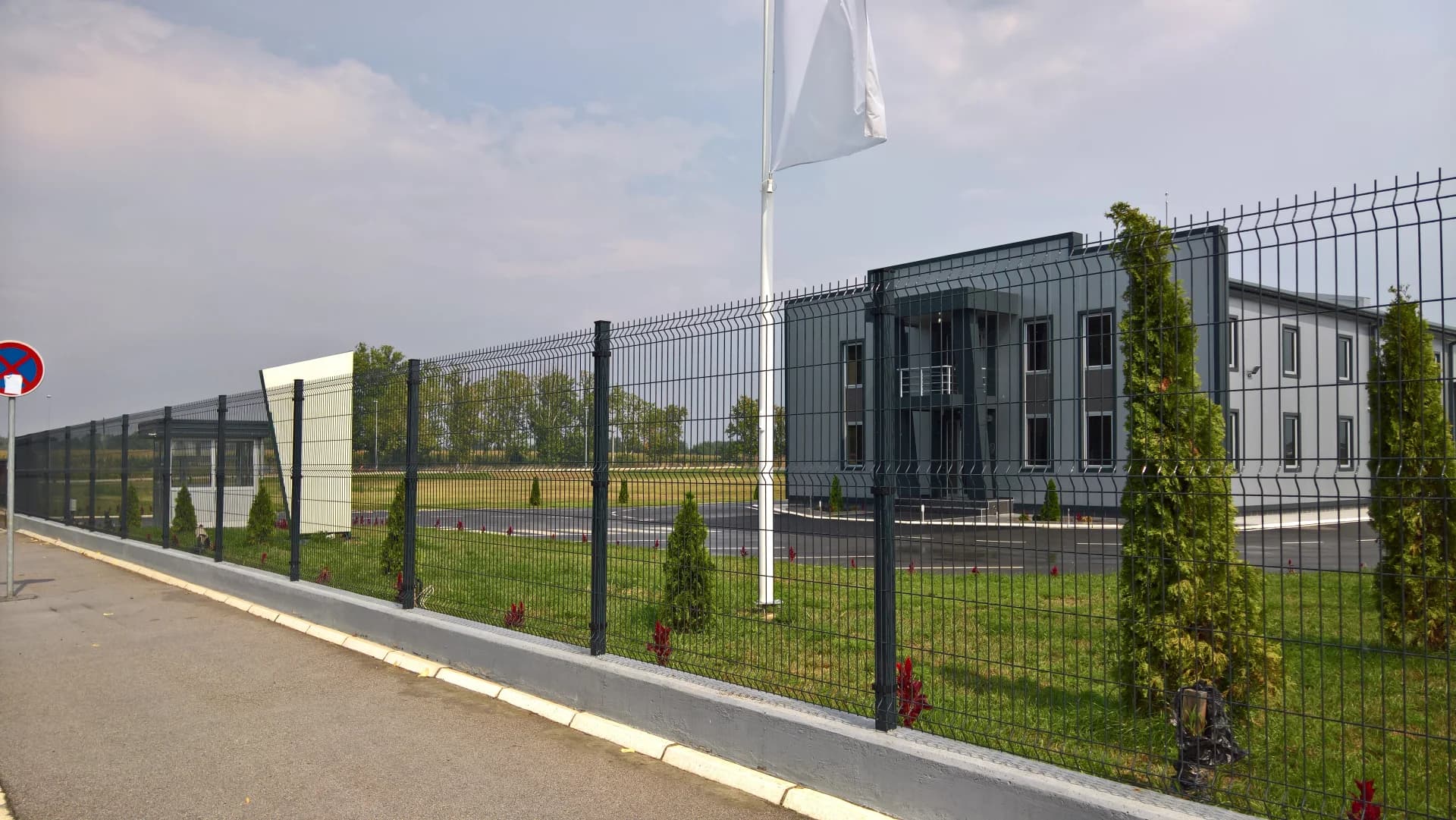 EUROFENCE 3D PANELNA OGRADA I  KLIZNA KAPIJA LIGHT