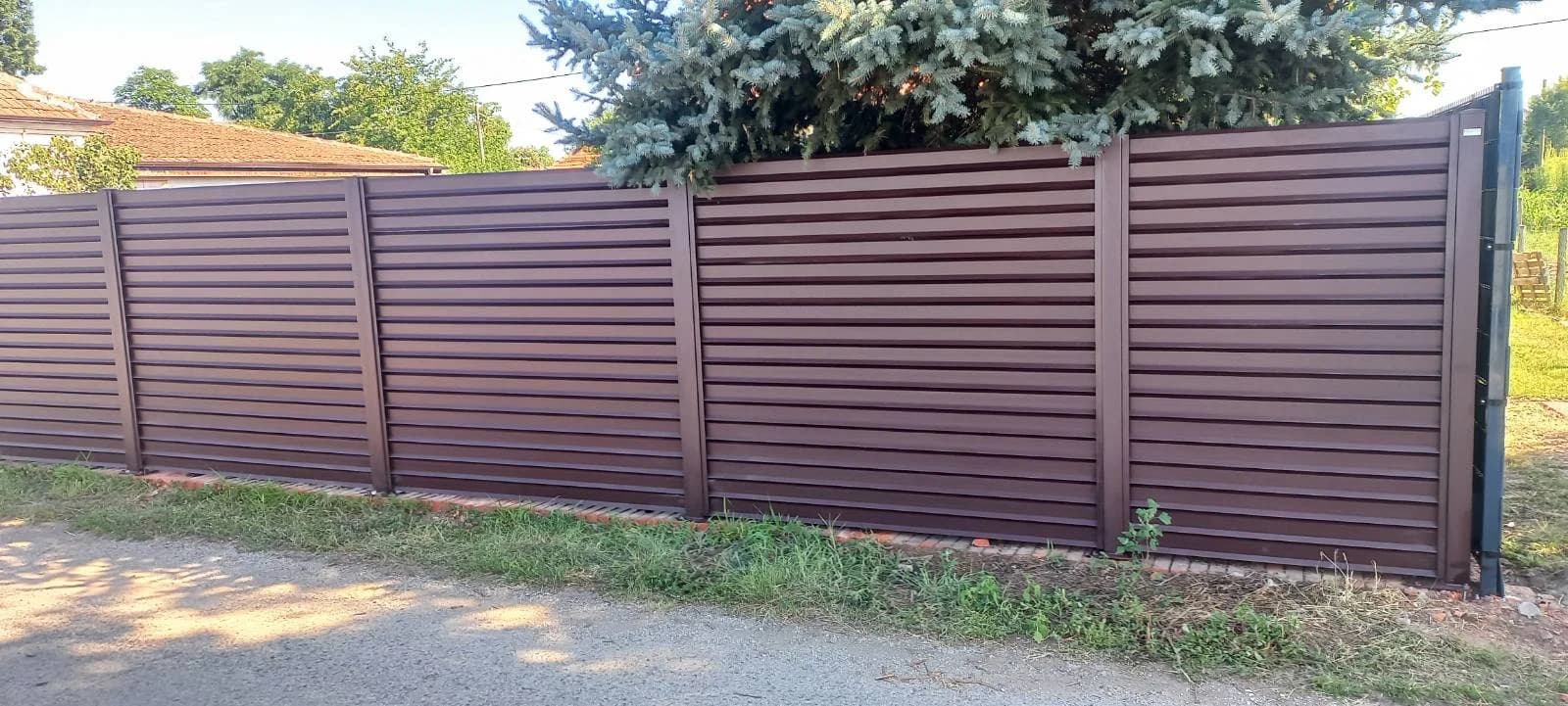 ALUMINIJUMSKA OGRADA TIVOLI SA KAPIJAMA