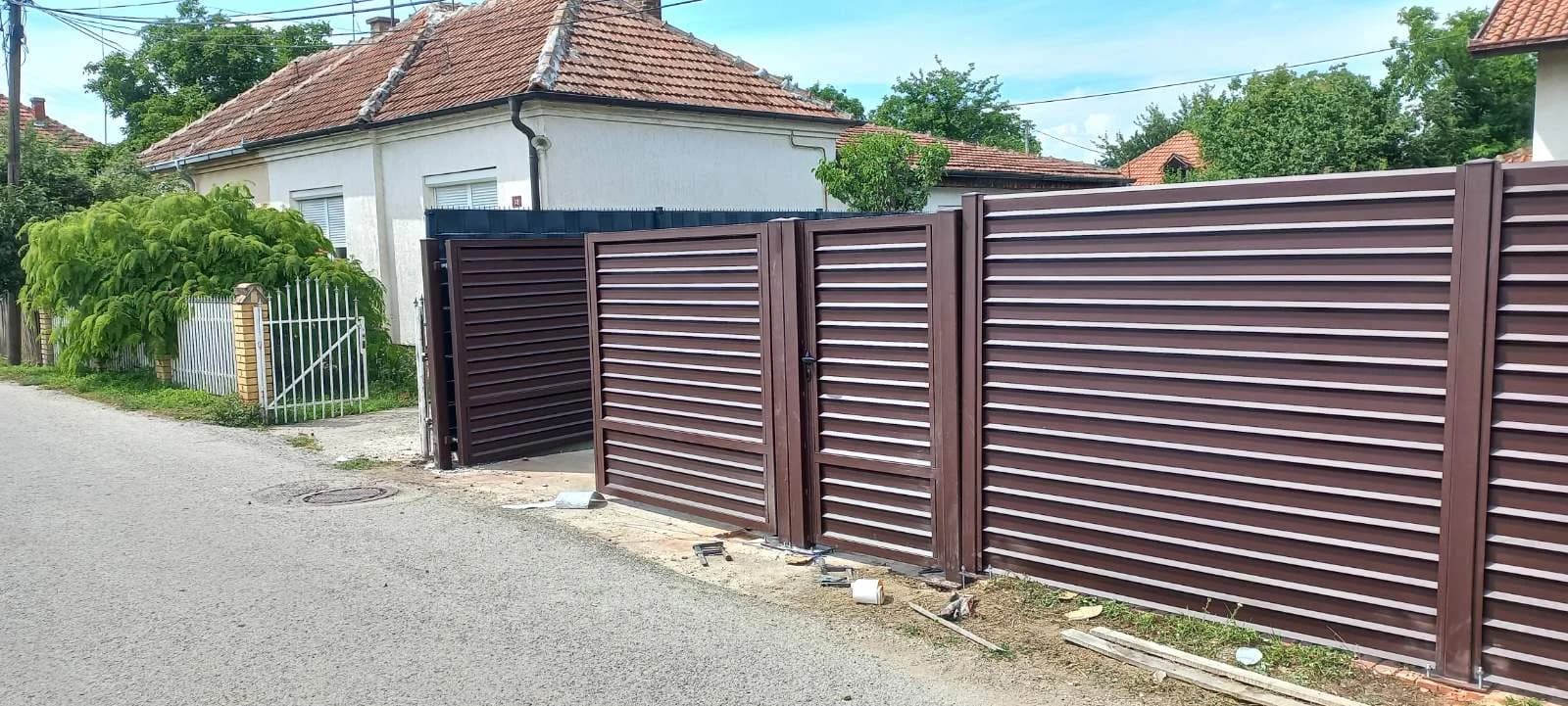 ALUMINIJUMSKA OGRADA TIVOLI SA KAPIJAMA