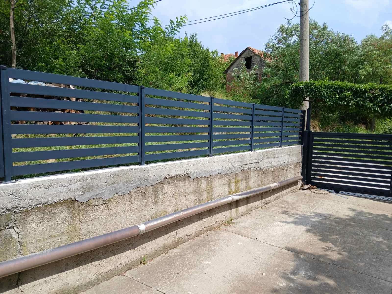 ALUMINIJUMSKA KLIZNA KAPIJA I OGRADA