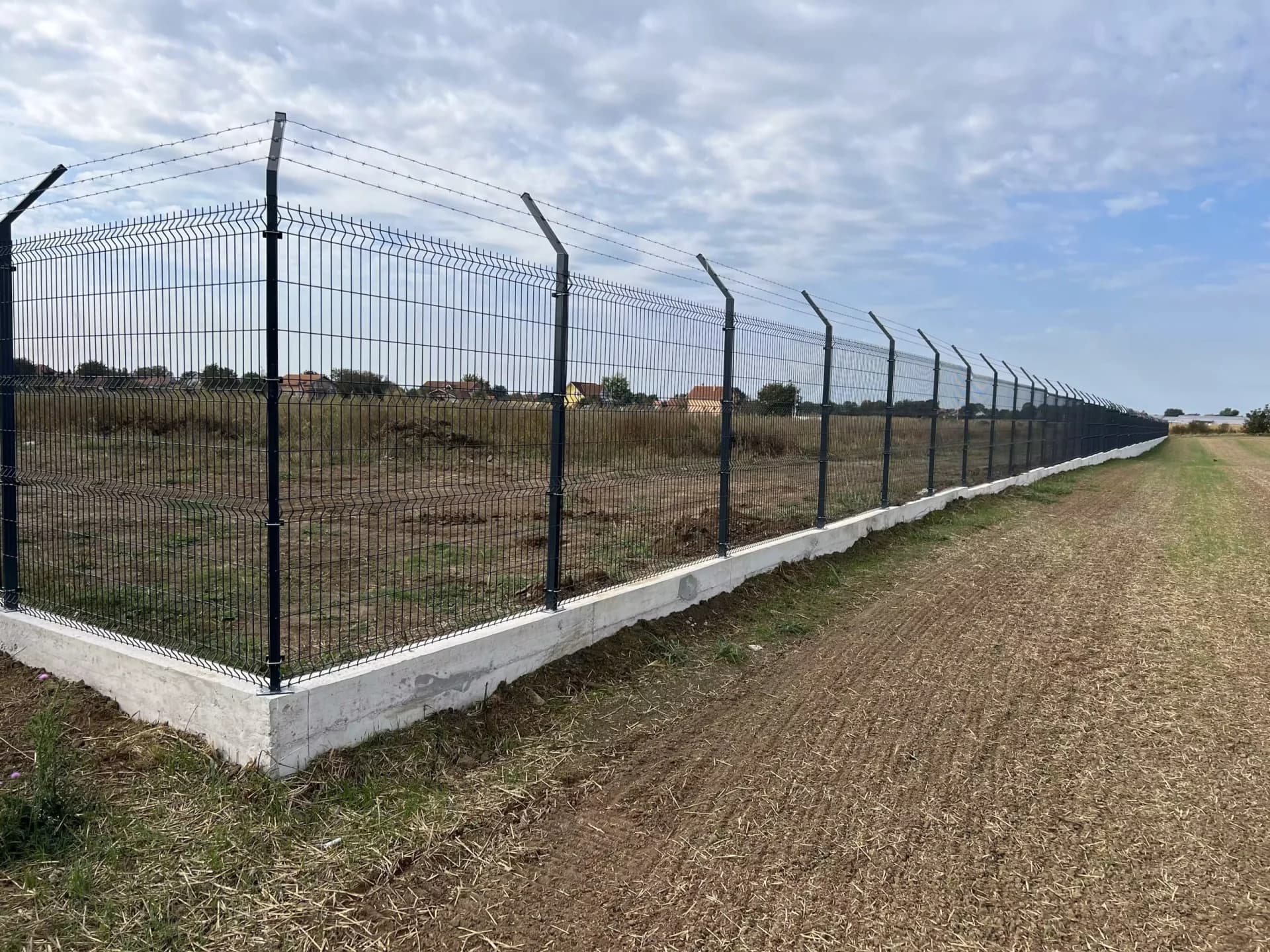 EUROFENCE 3D PANELNA OGRADA SA STANDARD KAPIJAMA